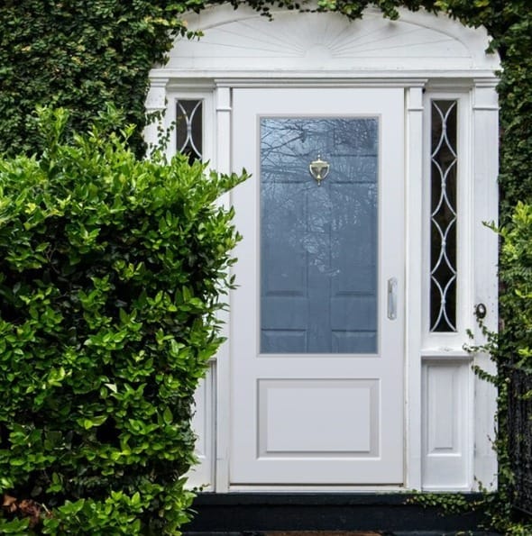 How to Choose a Storm Door for Your Home