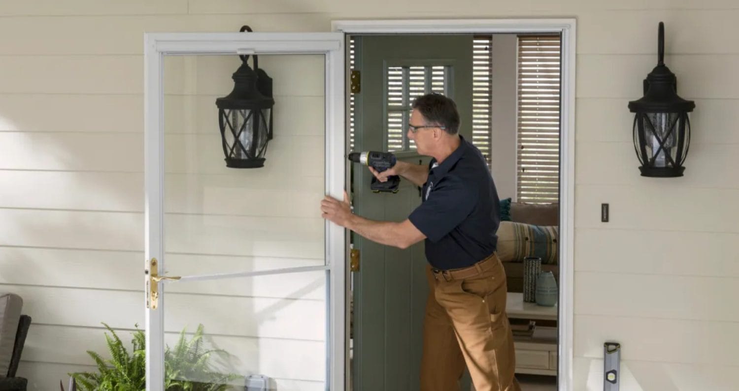 How to Choose a Storm Door for Your Home